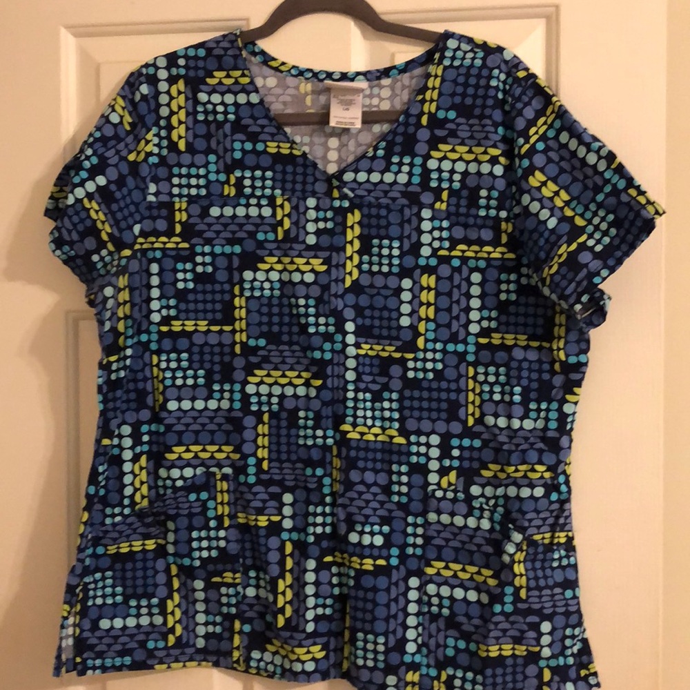 Scrub top